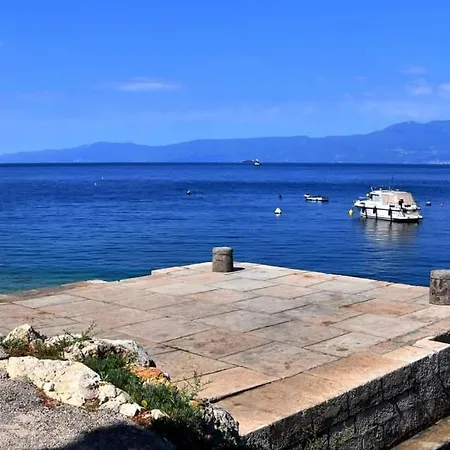 Lima Deluxe Apartament Kostrena