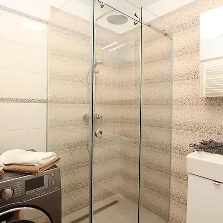 Apartament Lima Deluxe Kostrena